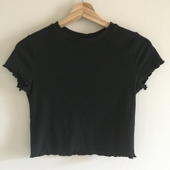 black lettuce edge tee